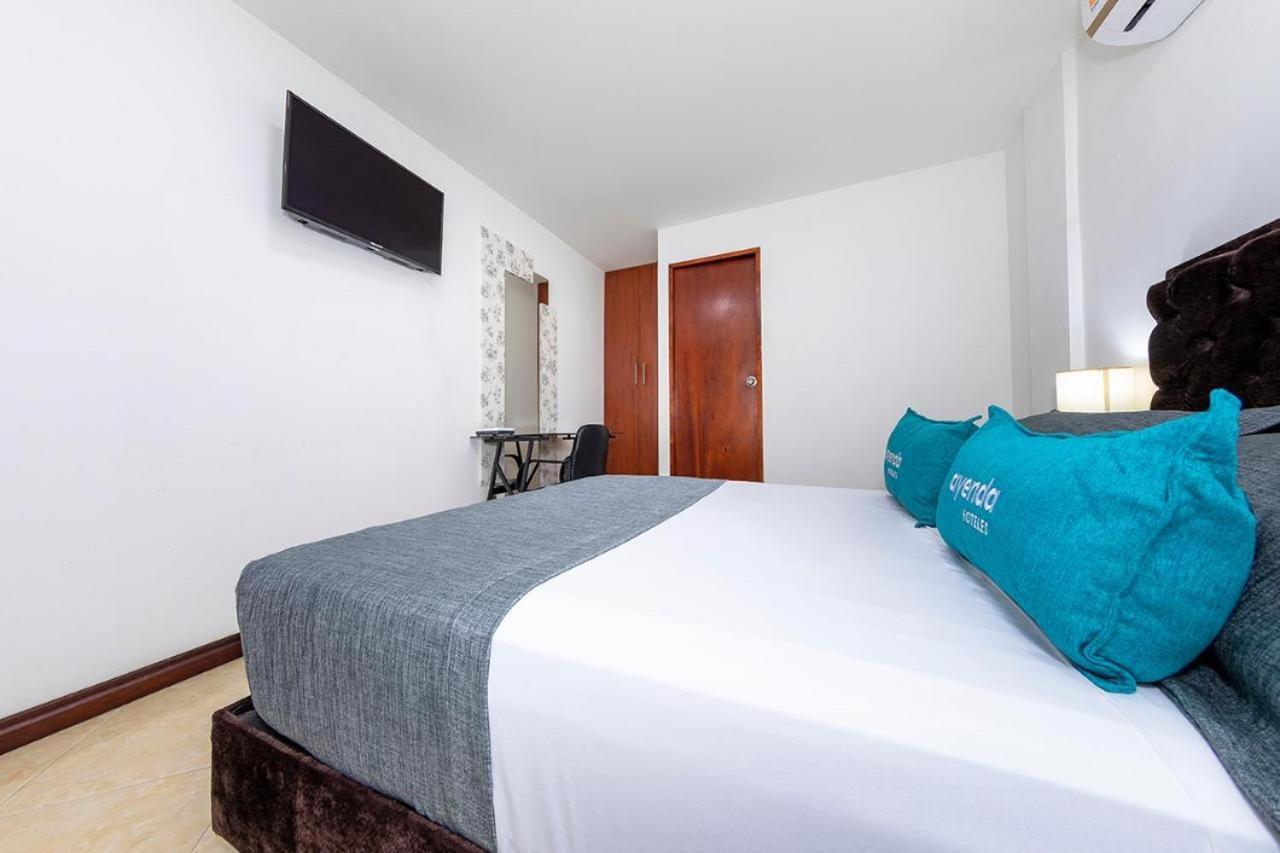 Laureles Palo Alto 3*