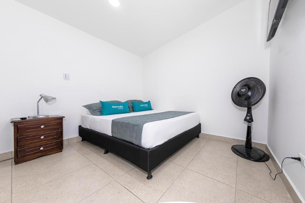 Laureles Palo Alto Hotel 3*