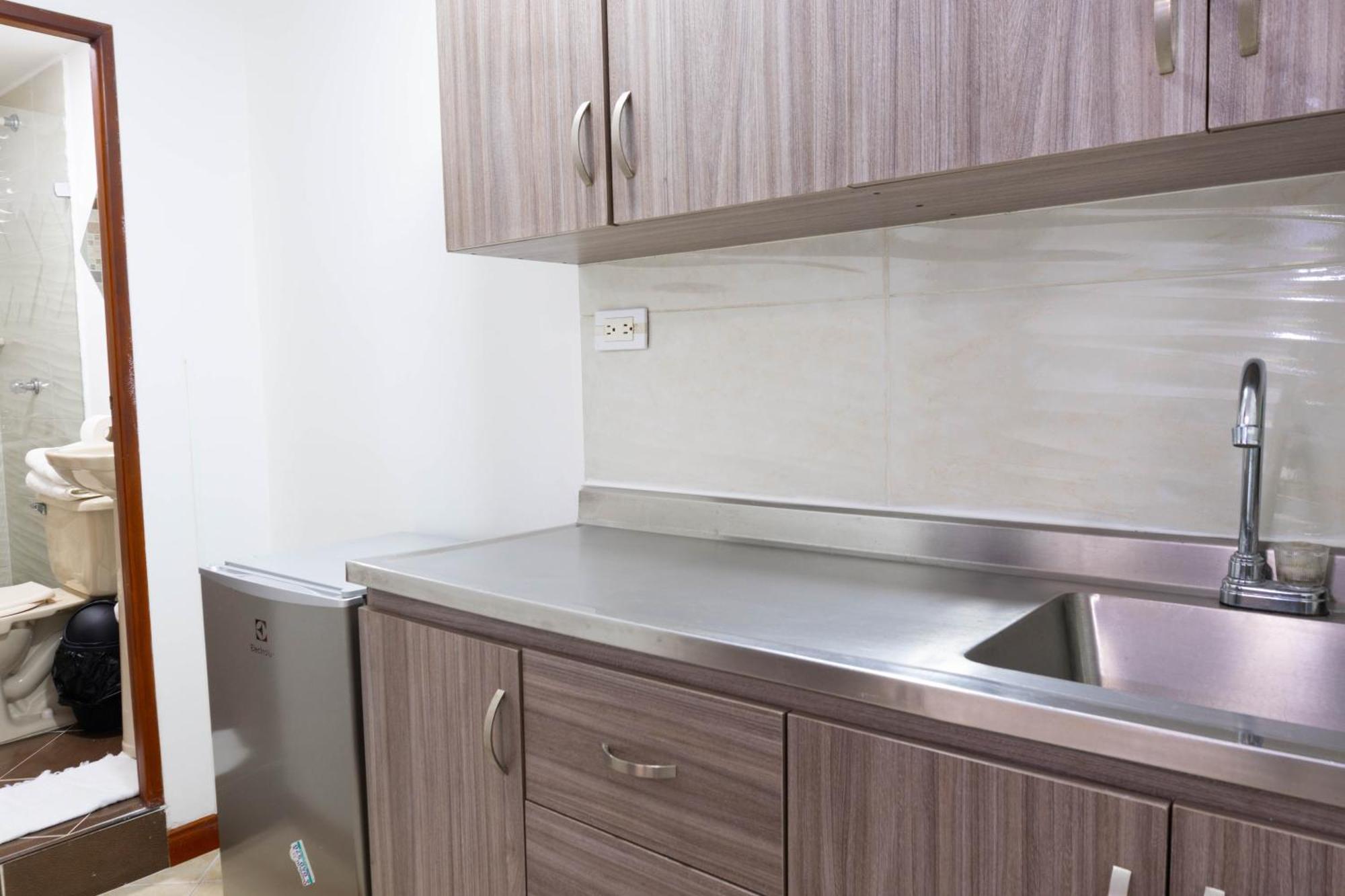 Hotel Laureles Palo Alto 3*
