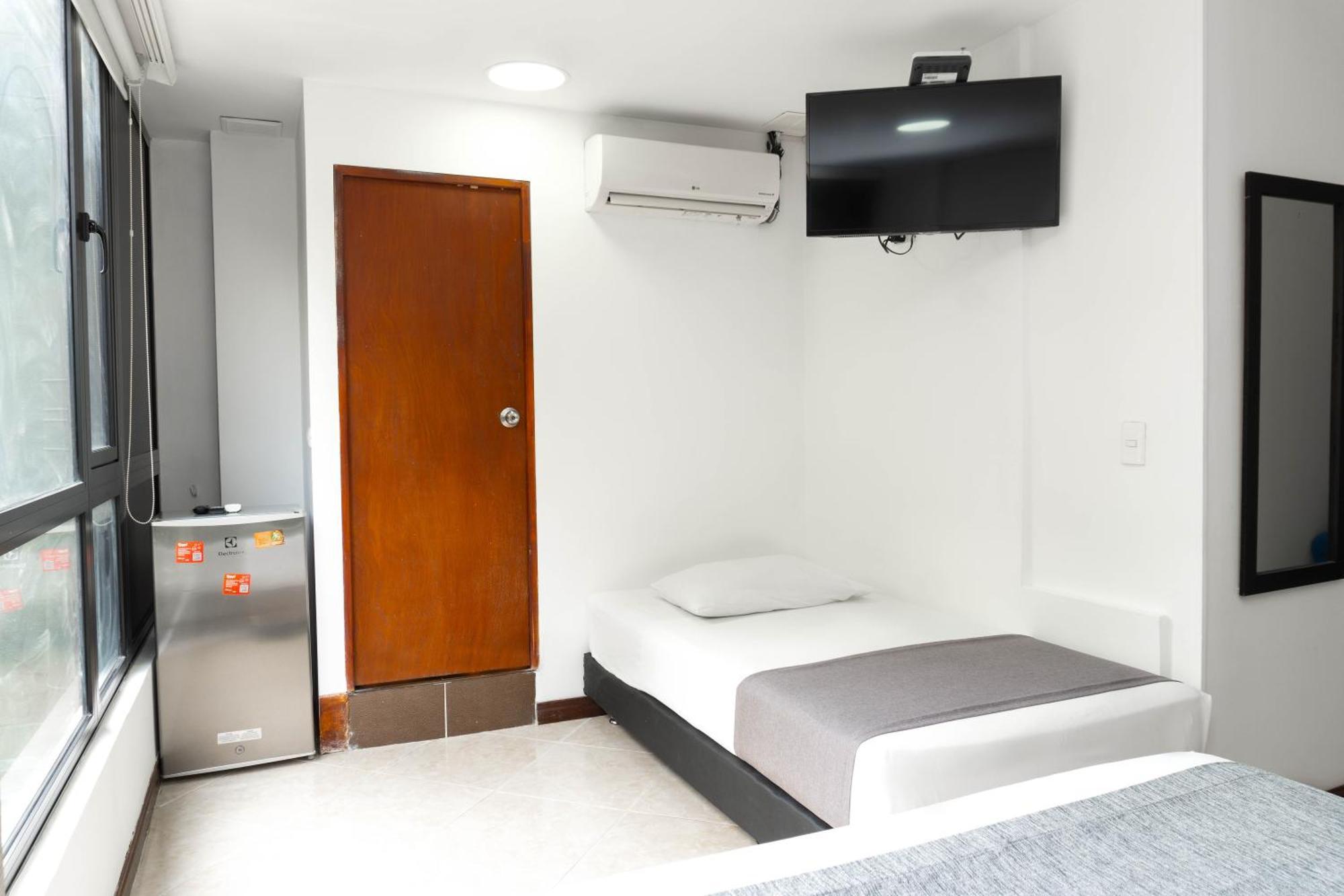 Laureles Palo Alto 3*
